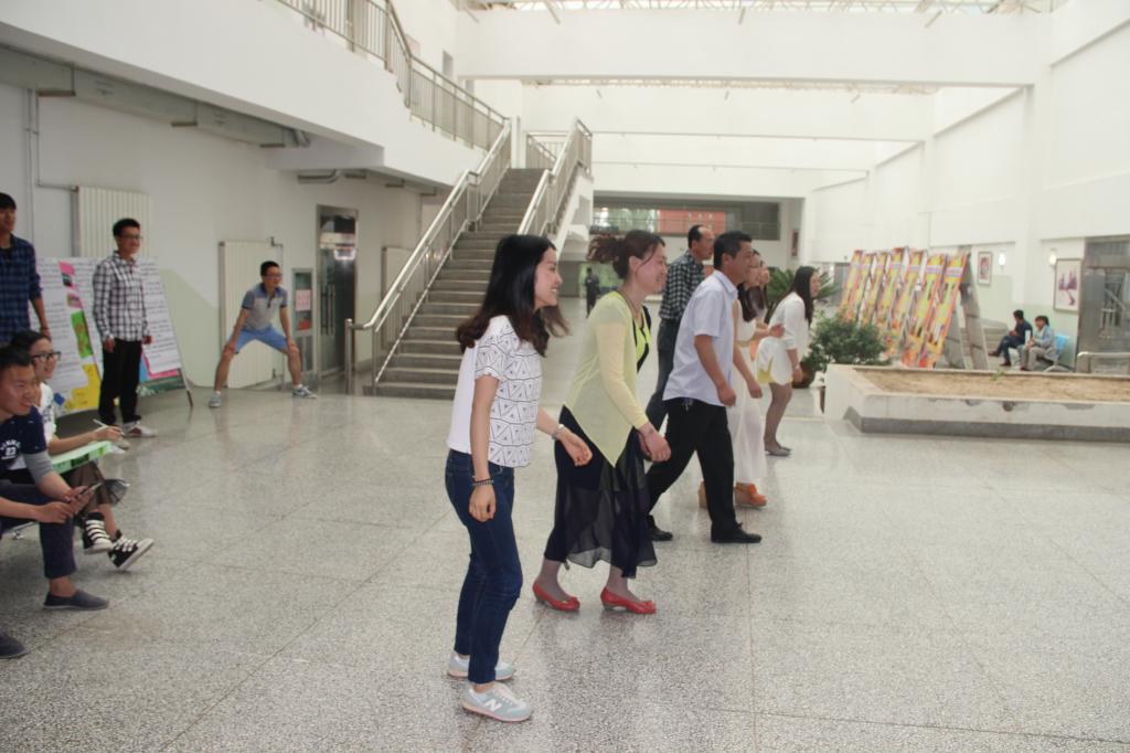 师生同乐